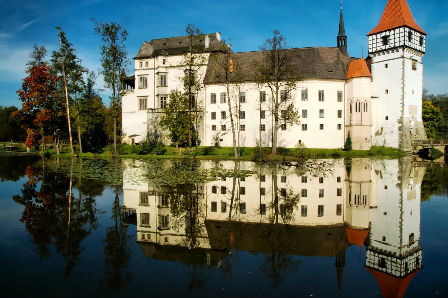 Blatná chateau surrounded by its moat.