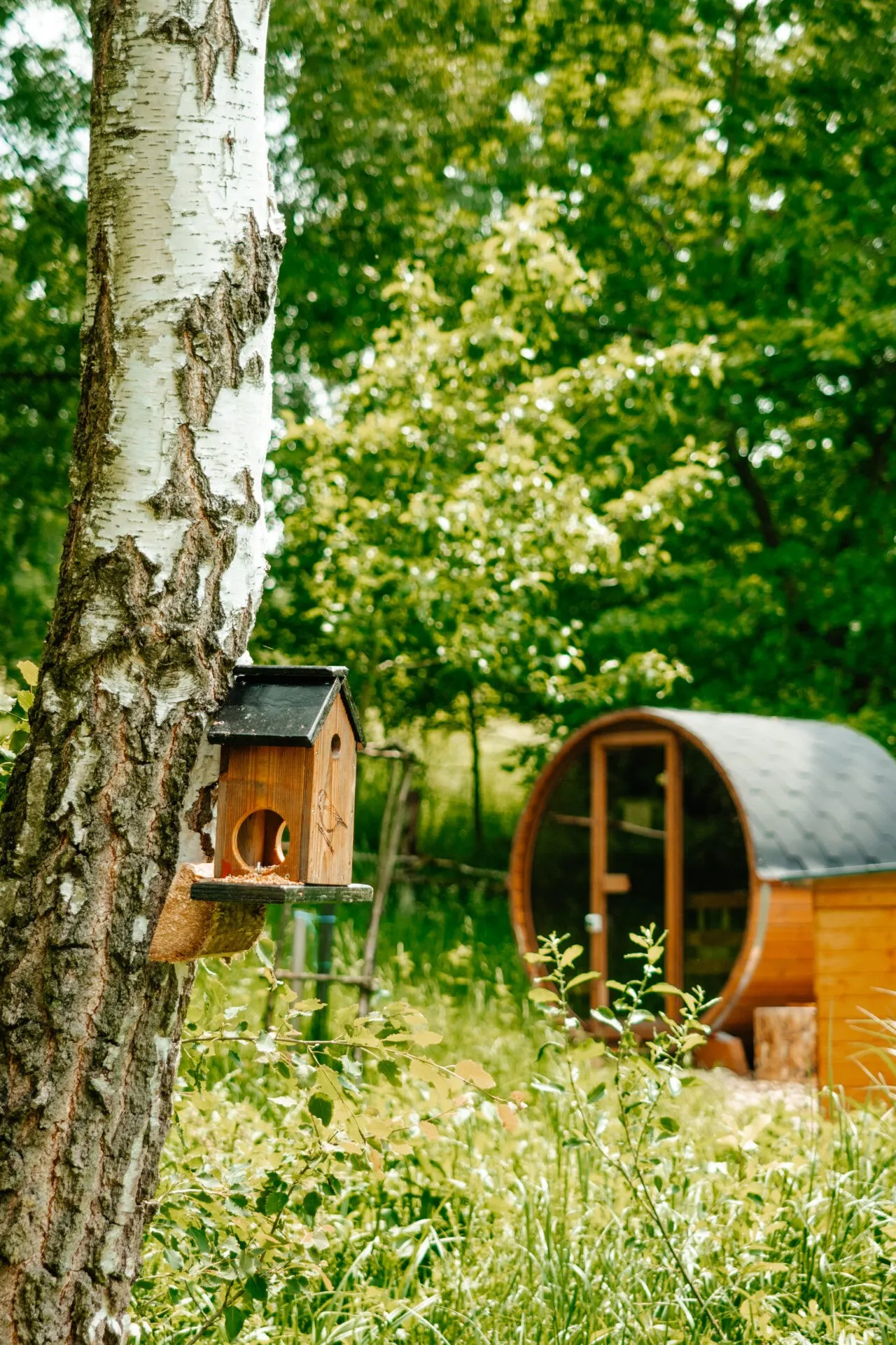 Glamping pro dva v jarní přírodě.